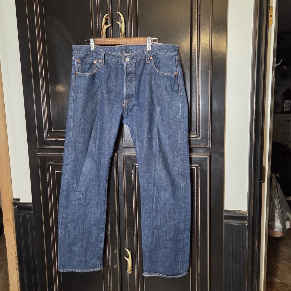Levi's 501 Button Fly Dark Wash 36x32 Jeans, Casual, Concert, Nostalgic, Read